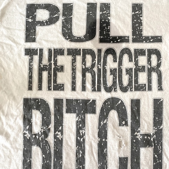 Vintage autographed Suicide Silence “Pull The Trigger” band tee. - Picture 6 of 7